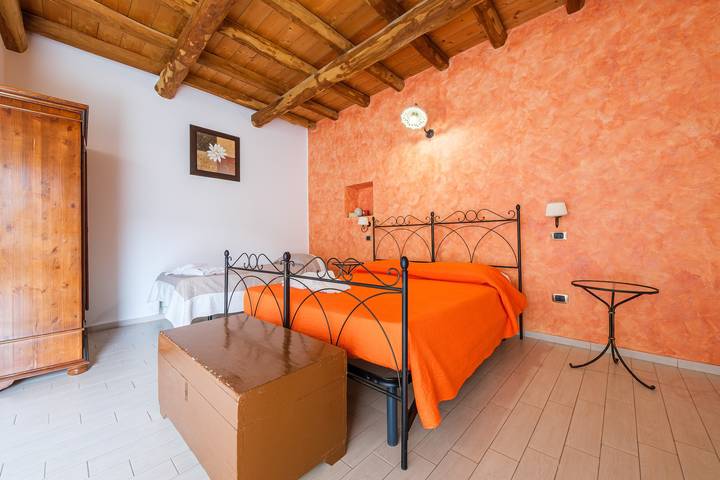 Ferienwohnung für 3 Personen, mit Garten