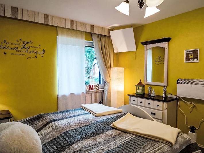 Ferienwohnung für 5 Personen, mit Ausblick und Balkon sowie Garten in Niedersfeld - 4