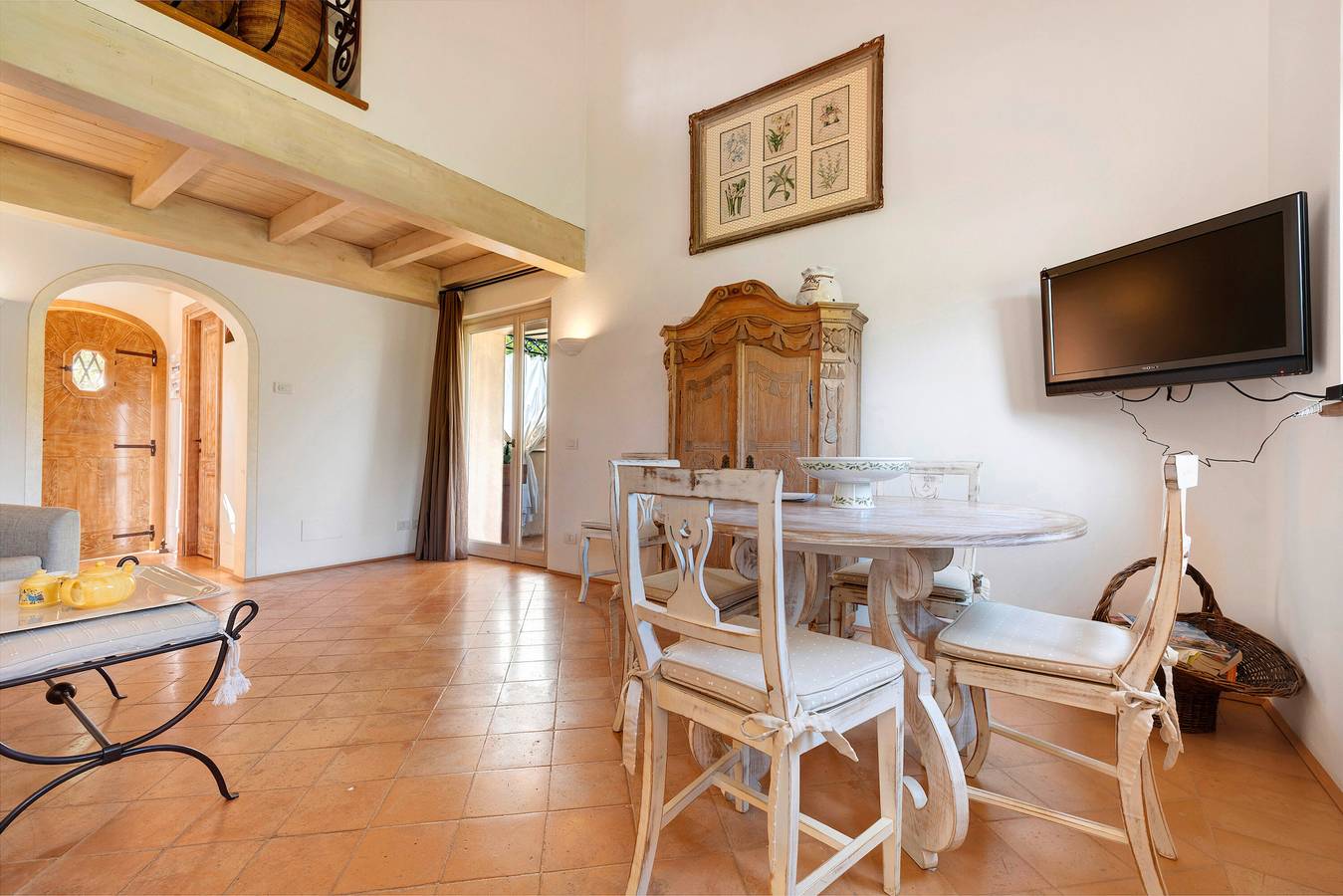 Appartamento intero, Appartamento 'Superior Diamante' con piscina condivisa, Wi-Fi e aria condizionata in Puegnago del Garda, Prealpi Gardesane