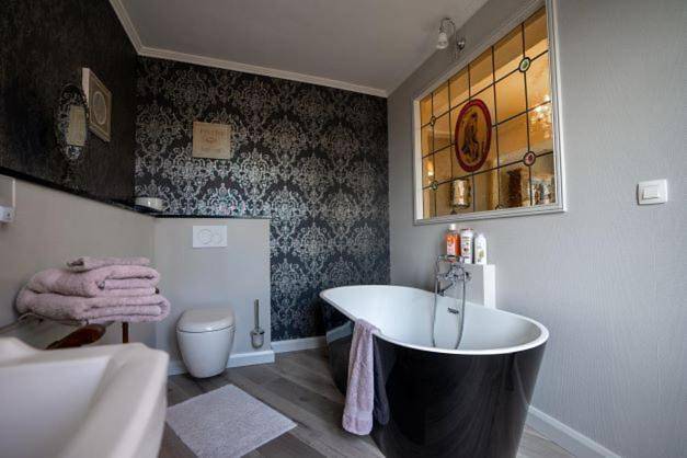 Chambre d’hôte pour 2 personnes, avec jardin ainsi que vue et piscine dans l' Aisne - 4