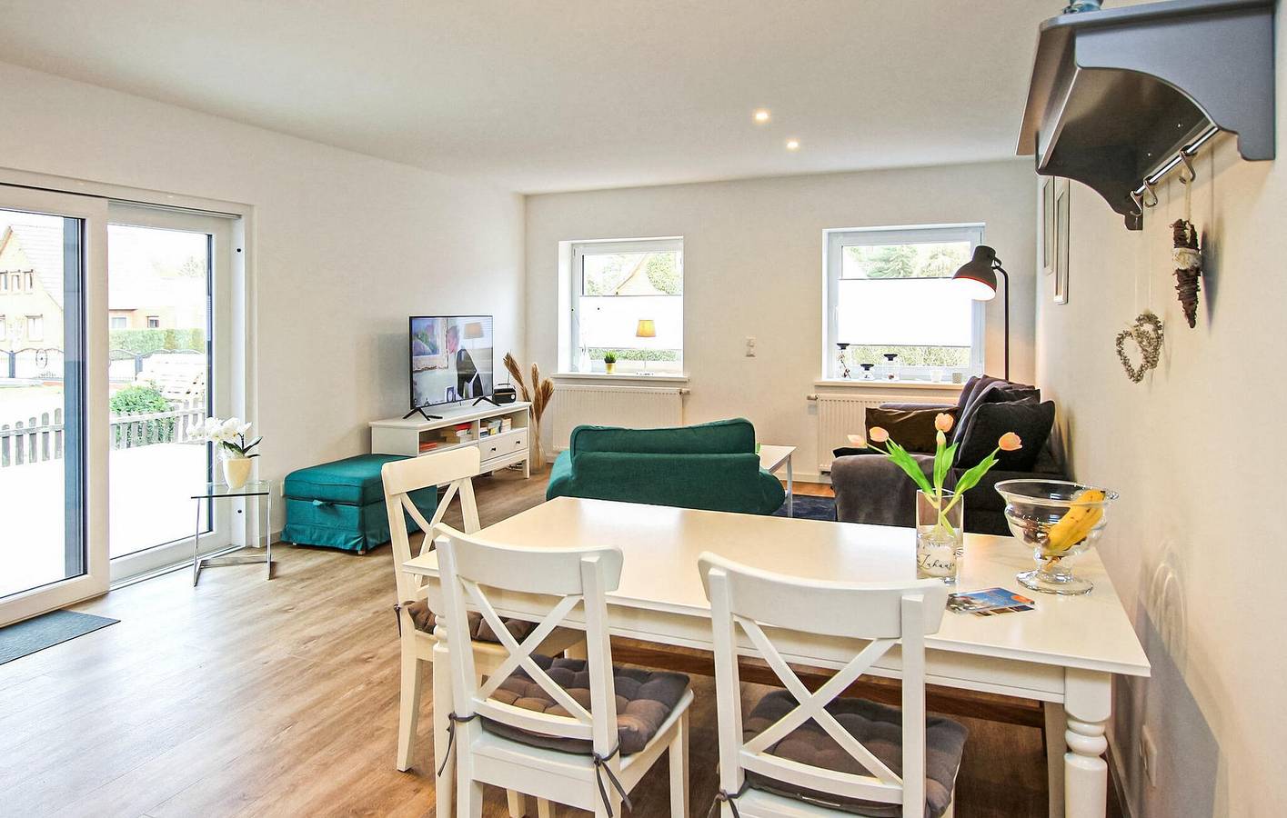 Moderno apartamento con terraza, aparcamiento y vistas al mar in Malchow, Fleesensee