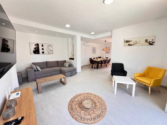Casa rural para 10 personas, con Terraza y Piscina además de Vistas al lago y Vistas en Motril