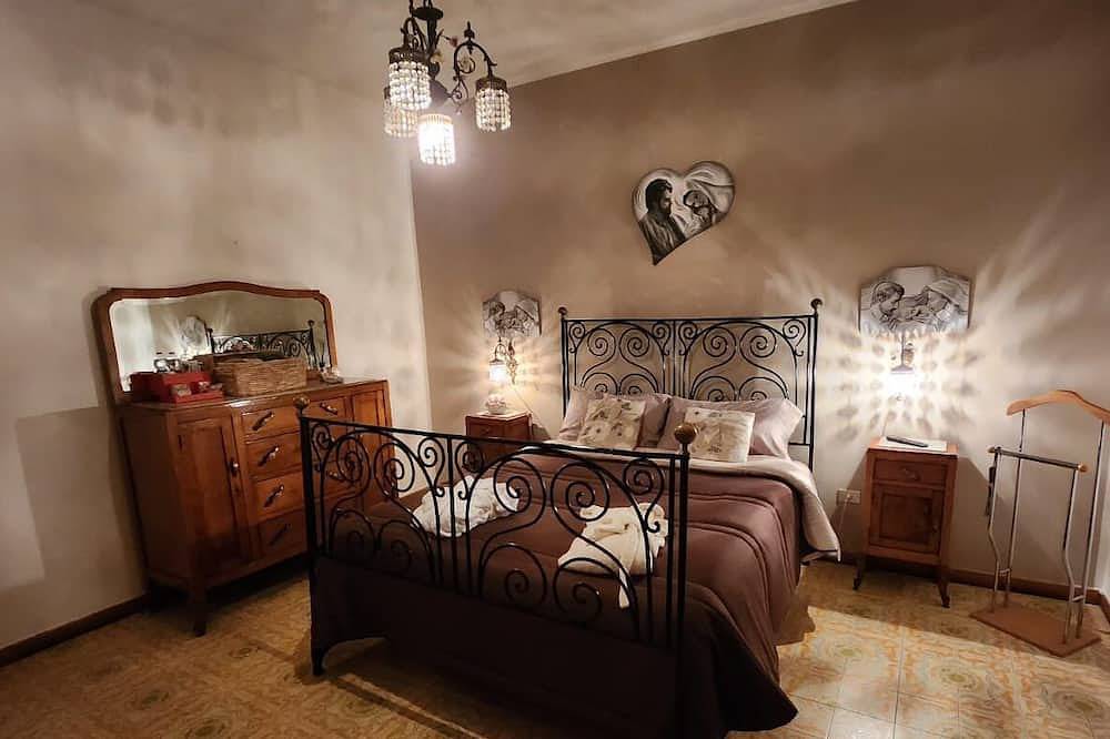 Geheel appartement, Cozy apartment a few meters from the Baiano highway exit. in Sirignano, Provincie Avellino