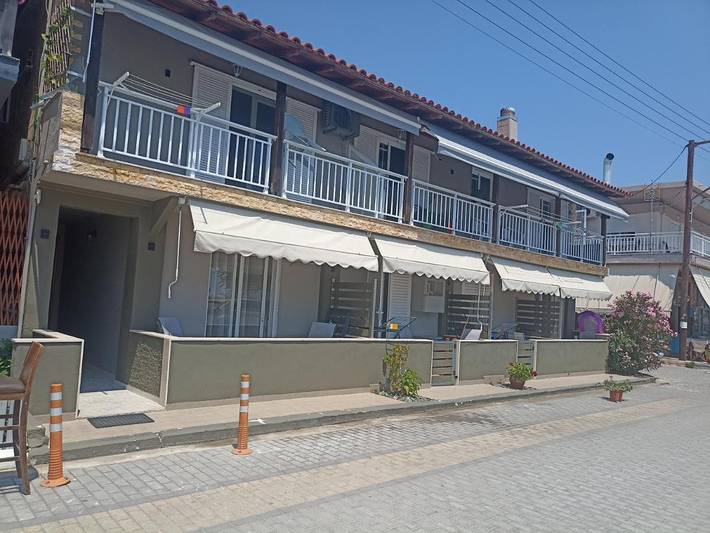 Ferienhaus für 3 Personen, mit Ausblick und Terrasse in Sarti