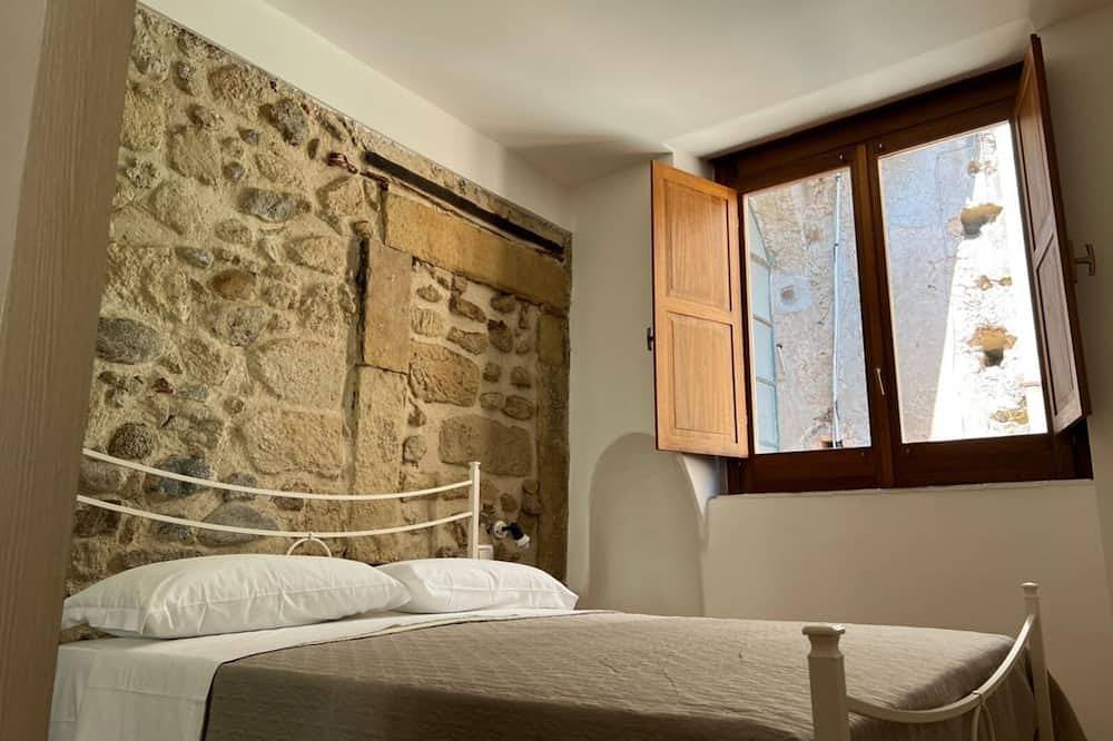 Entire apartment, Apartment for 4 people in Tropea, Vibo Valentia Province
