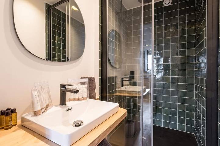 Ganze Wohnung, Helle Wohnung im Zentrum, nah an Pisten, für 4, Wlan in Saint-Bon-Tarentaise, Vanoise-Massiv