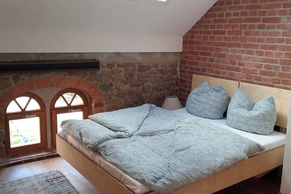 Wohnen auf 2 Etagen mit Terrasse und Kamin - Last Minute in Großharthau, Oberlausitz-Niederschlesien