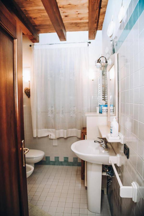 Location de vacances pour 2 personnes, avec terrasse et jardin, animaux acceptés à Pieve di Soligo - 3