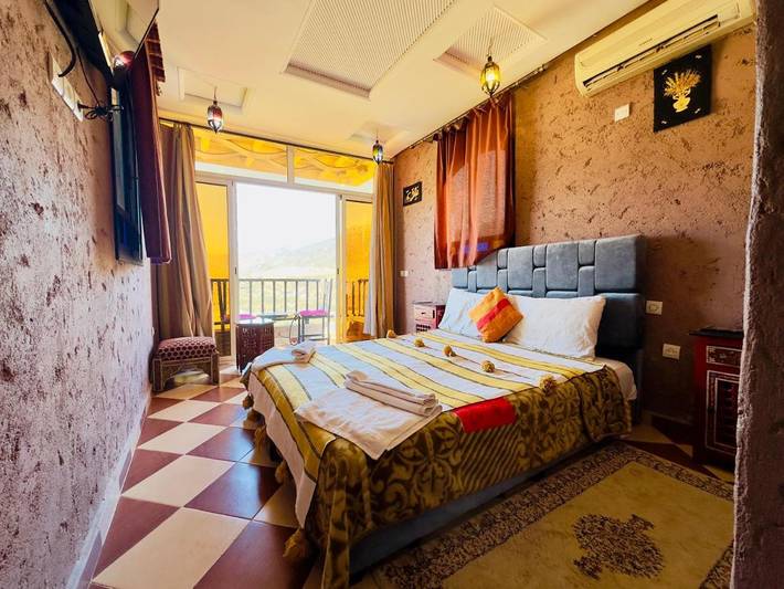 Gîte pour 3 personnes, avec jardin et jacuzzi, adapté aux familles à Ourika (roman) - 2