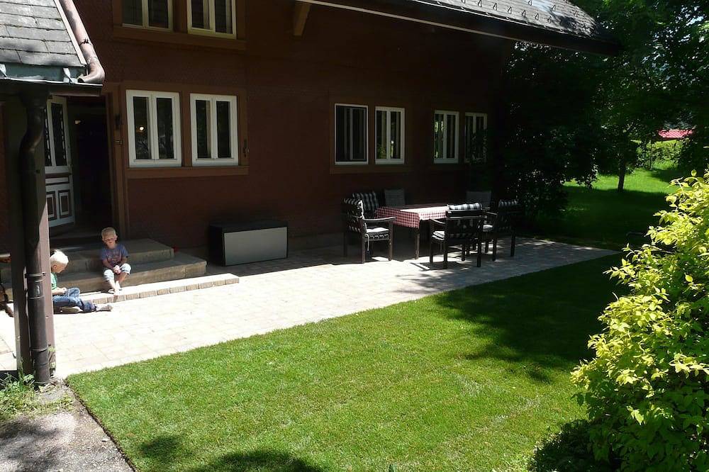 Ganze Wohnung, Große Ferienwohnung in einem Schwarzwaldhaus am Fuß des Feldbergs in Suedlicher Schwarzwald, Sankt Blasien