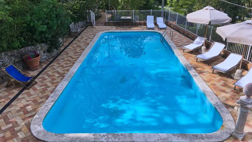 Casa vacanza per 6 persone, con giardino e piscina - 1