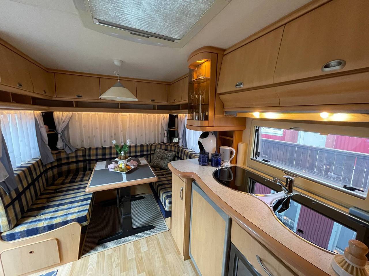 The Cozy Caravan Vestmannaeyjar in Vestmannaeyjabær