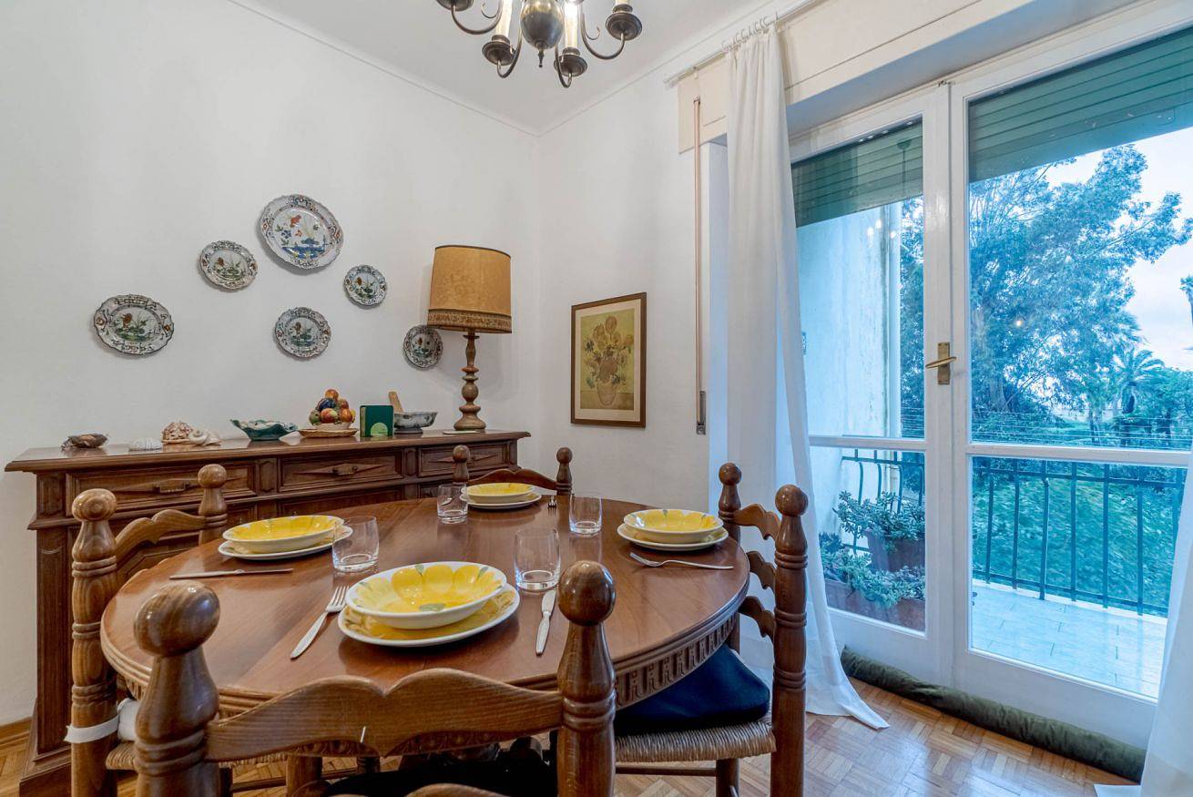 Entire apartment, Villa Tigullio Vintage Holiday Flat x4 in Rapallo (City), Rapallo