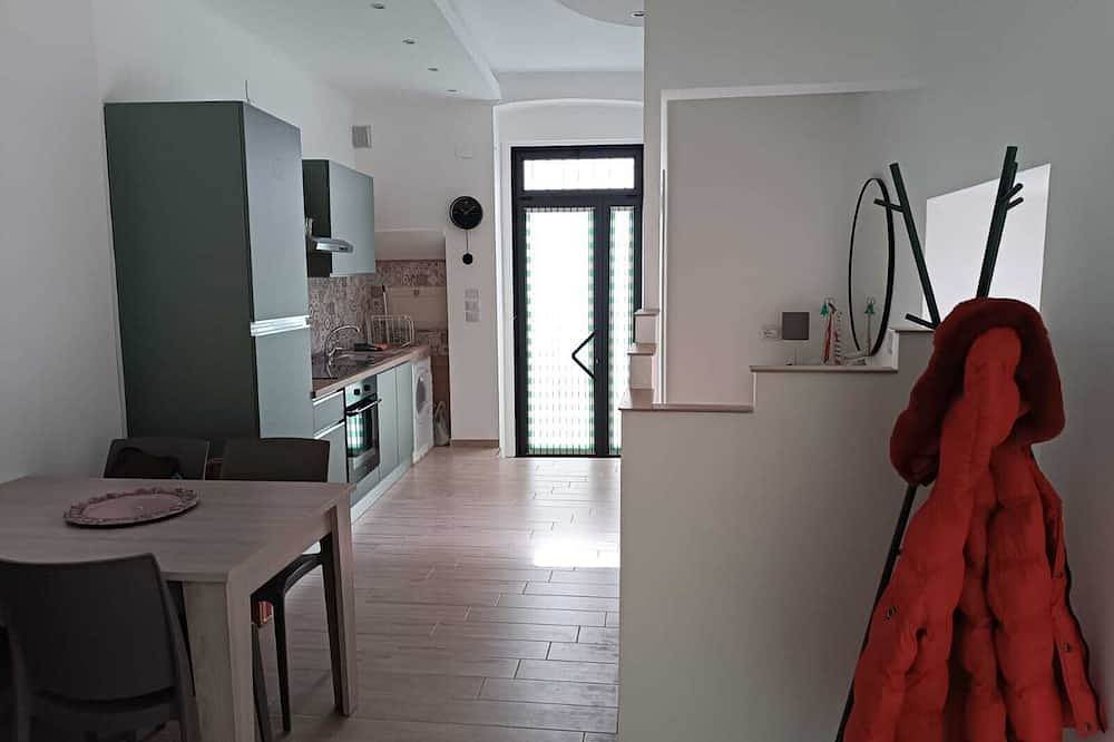 Apartamento entero, Casa Vacanze in Centro Storico a 5 Minuti dal Mare in Mattinata, Gargano