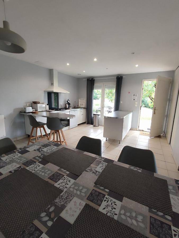 Location de vacances pour 6 personnes, avec vue et jardin à Lisle-sur-Tarn - 4