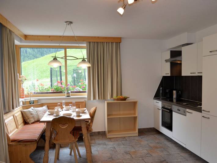 Gîte pour 5 personnes, avec jardin, animaux acceptés à Sankt Anton am Arlberg - 2