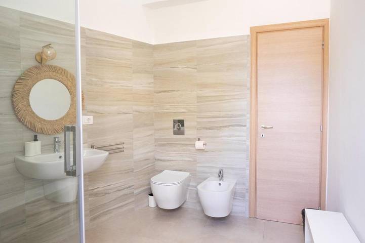 Gîte pour 2 personnes, avec balcon et vue à Trani - 4