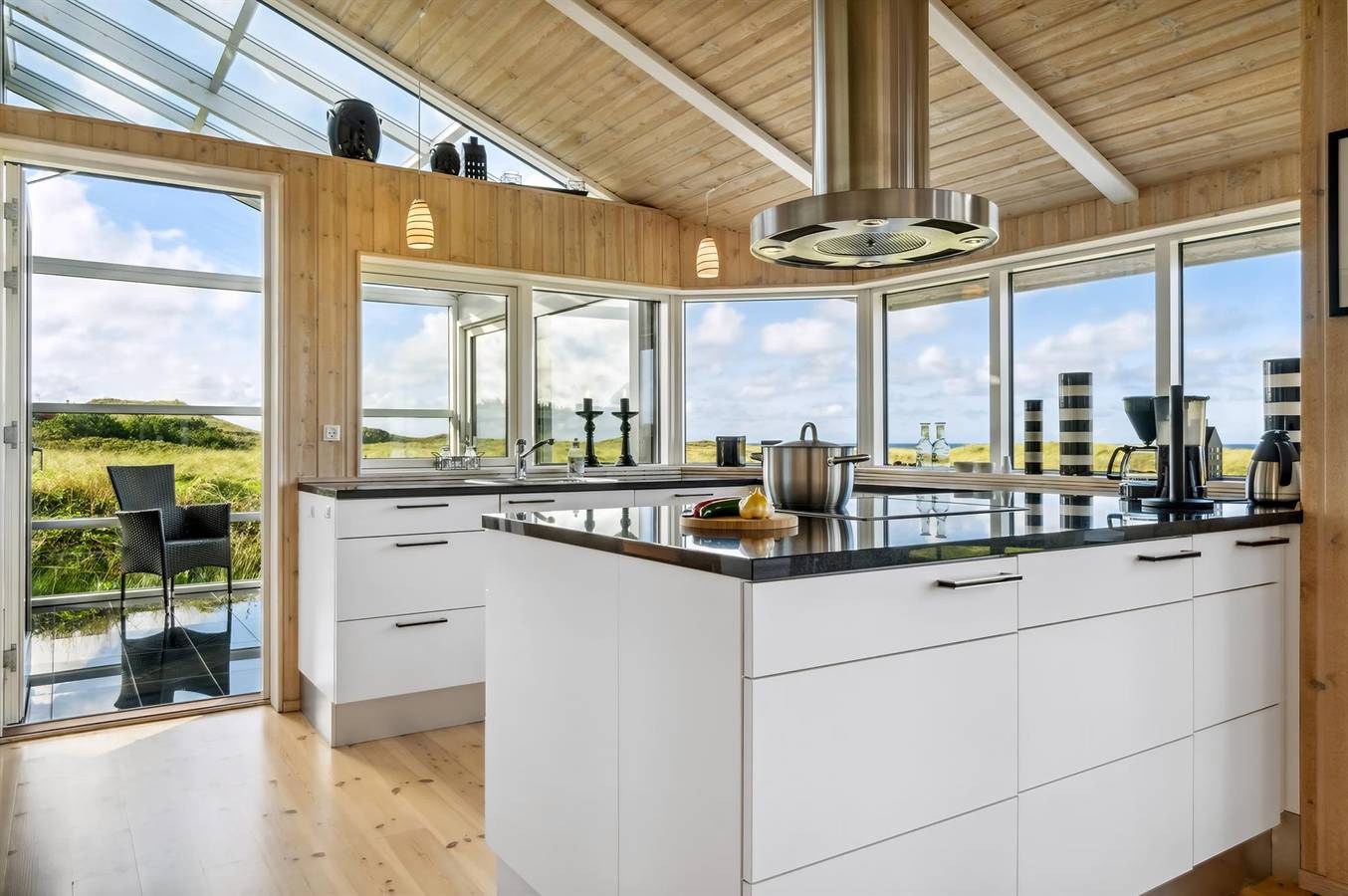 Nice home in Hirtshals w/ Sauna, Wifi and 3 Bedrooms in Hirtshals, Tannisbucht