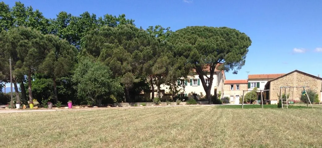 Casa de vacaciones para 2 personas, con jardín además de vistas y piscina - 1