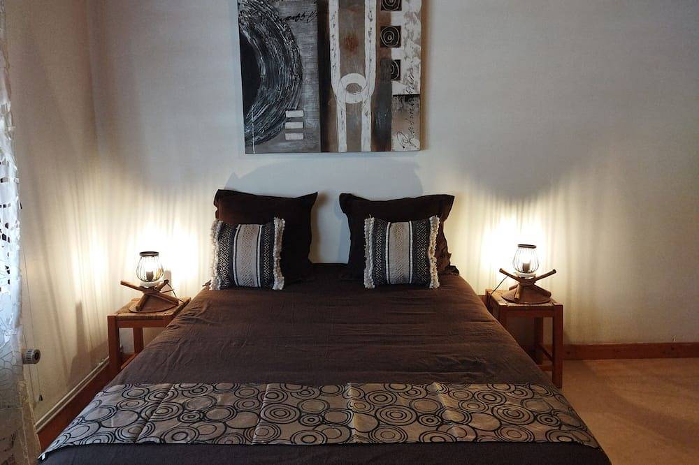 Your Nomadic Room: Africa in Marthod, Albertville region