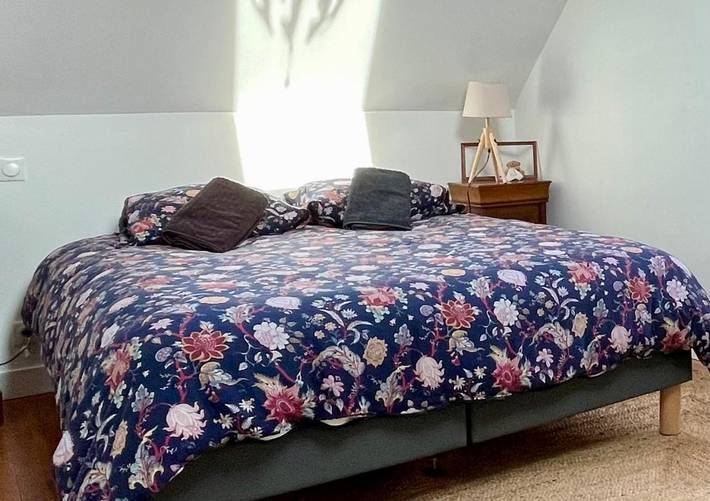 Location de vacances pour 3 personnes, avec terrasse et jardin à Saint-Étienne-du-Vauvray