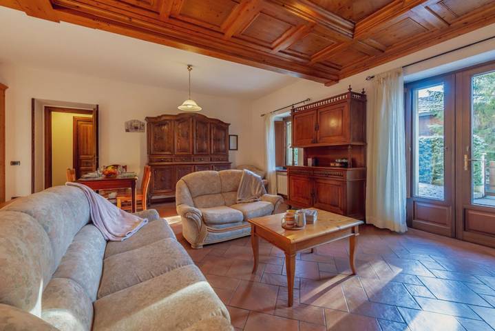 Appartamento intero, 0713 - Chalet Pontal 1 - Il tuo rifugio alpino ideale in Larzey, Courmayeur