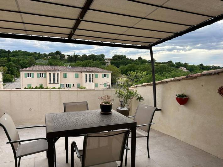 Location de vacances pour 4 personnes, avec terrasse et vue à Mirabel-aux-Baronnies - 2