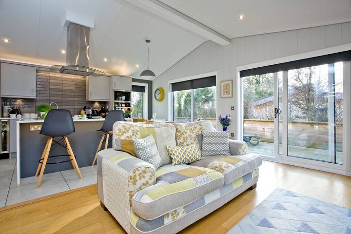 Lodge for 2 people, with Hot tub in Cheddar