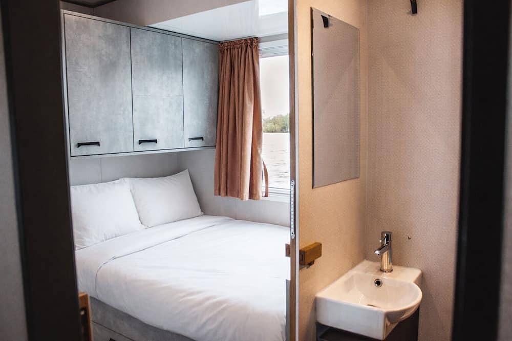 Luxus Hausboot inklusive Sauna mit bis zu 8 Schlafplätze in Berlin in Treptow - Köpenick, Berlin