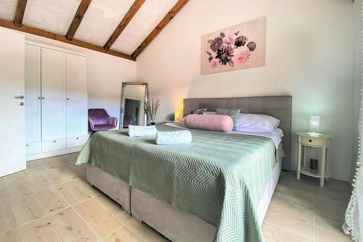 Luxurious home in Vrgorac in Makarska Riviera