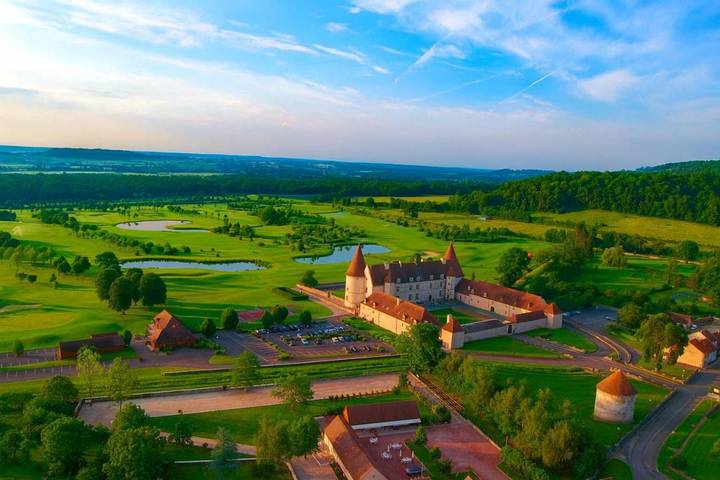 Hôtel pour 3 personnes, avec jacuzzi et sauna ainsi que jardin et piscine, animaux acceptés à Chailly-sur-Armançon - 4