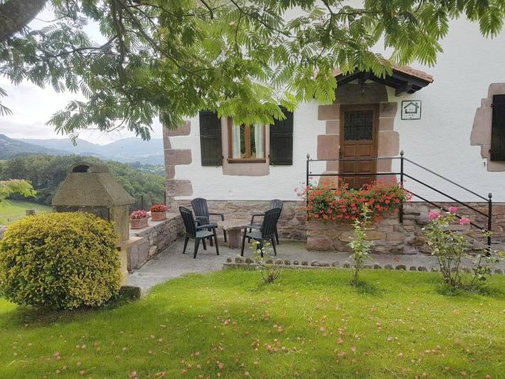 Casa de vacaciones para 4 personas, con Balcón y Terraza además de Jardín y Vistas en Valle de Baztan