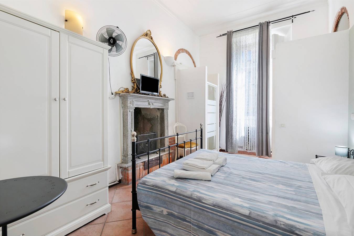 7 Archi – 3-Zimmer-Wohnung im Herzen von Como in Como, Comer See