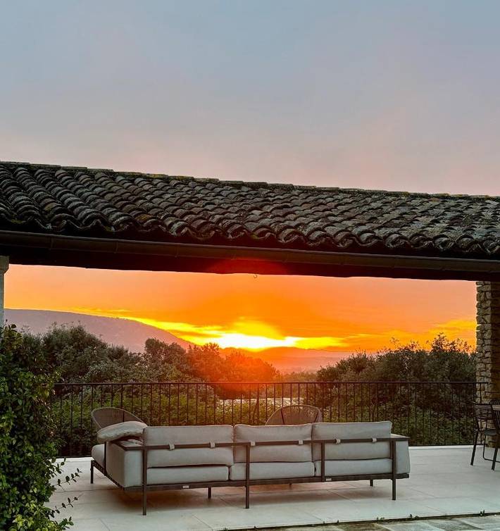 Maison d’hôte pour 2 personnes, avec piscine ainsi que jardin et vue à Gordes - 4