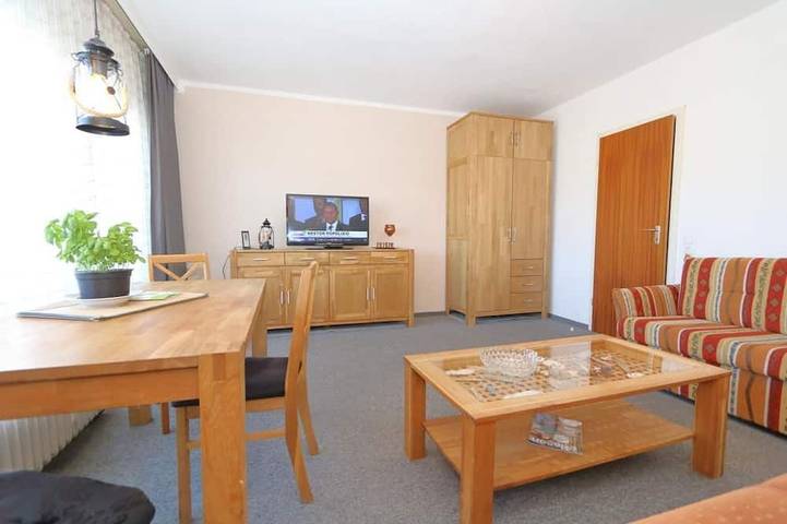 Ferienhaus für 2 Personen, mit Balkon in Wenningstedt