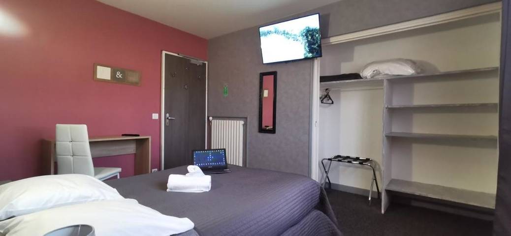 Hôtel pour 2 personnes, avec terrasse et jardin à Les Ancizes-Comps - 2