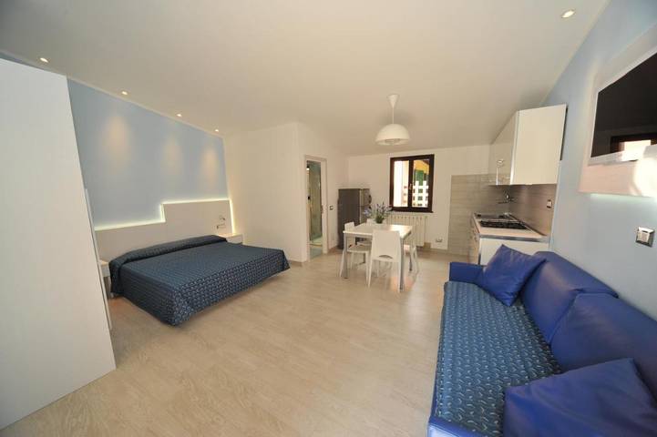 Resort für 4 Personen, mit Whirlpool und Pool sowie Kinderpool und Garten, mit Haustier auf Elba - 2