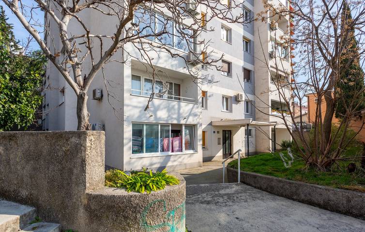 Ferienwohnung für 5 Personen, mit Garten in Rijeka