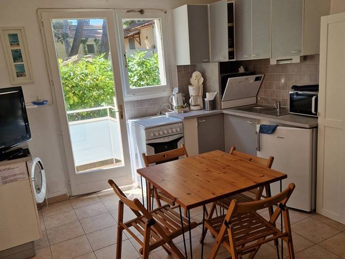 Ferienwohnung für 3 Personen, mit Terrasse und Garten in Hyeres - 4