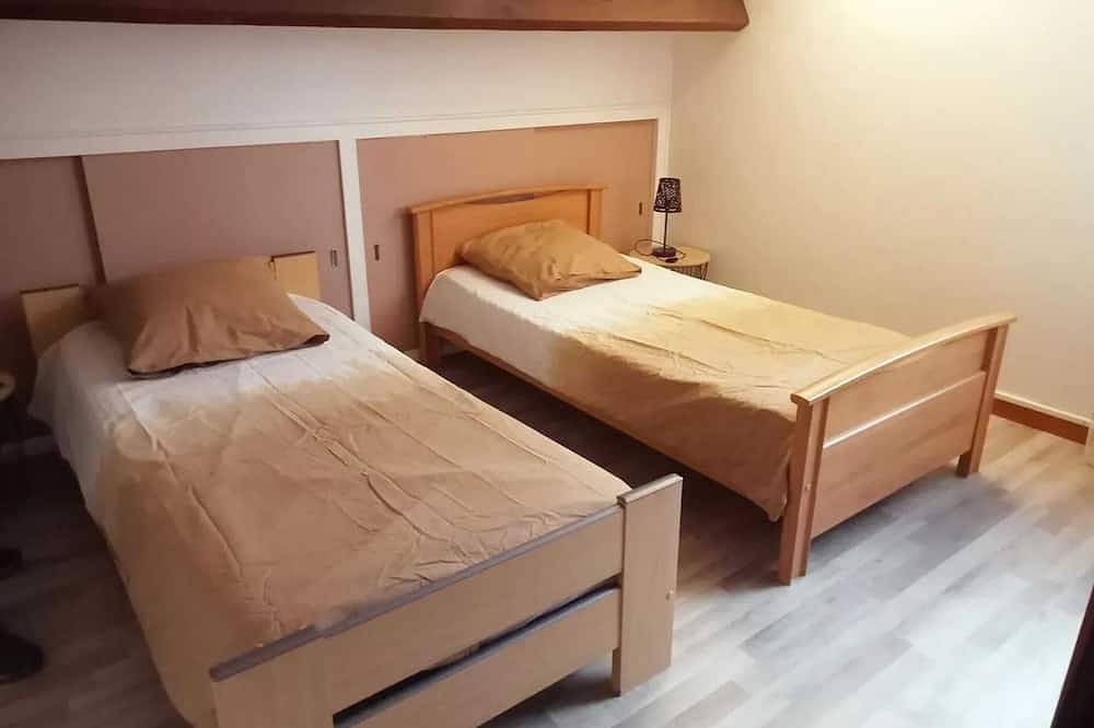 Homerez - Detached House with Garden in Vierzon in Vierzon, Vierzon Region