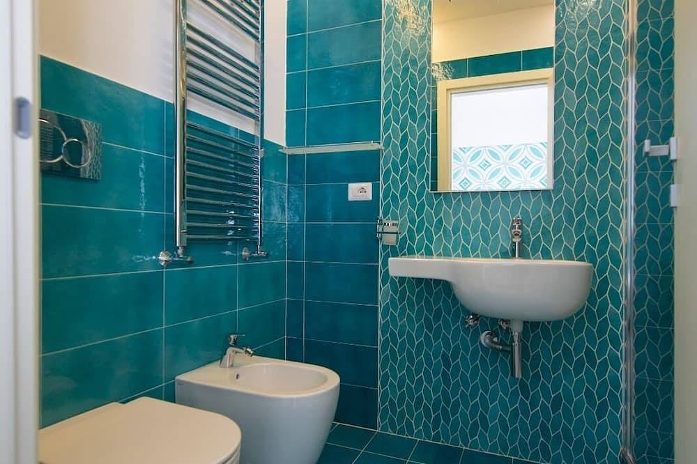 Double-Standard-Sdb privée avec douche-Vue ville in Pompei, Parc national du Vésuve