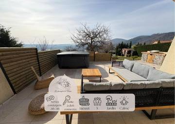 Cottage pour 5 personnes, avec jardin et jacuzzi dans Enval