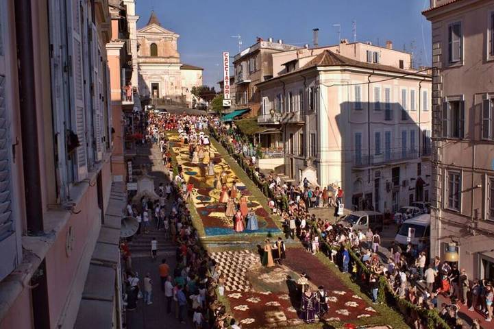 Appartamento per 4 persone, con giardino e idromassaggio in Genzano di Roma