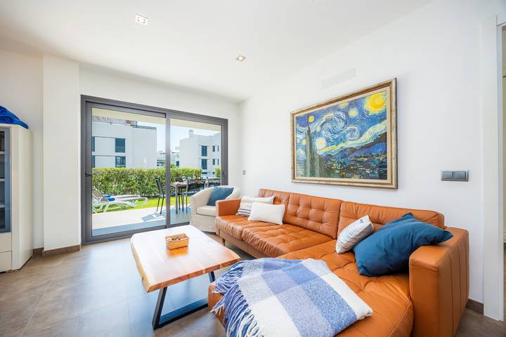 Ganze Wohnung, Immacolato piano terra con giardino privato e piscina comunnal a pinaret in Port de Pollença, Pollença