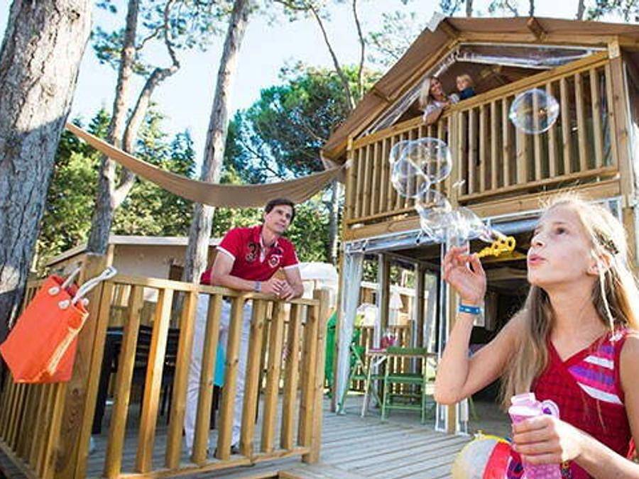 Camping Laguna Village - Lodge 4 persone - Lodge | 2 Camere da letto | 4 Persone | Terrazza rialzata non coperta in Caorle, Provincia di Venezia