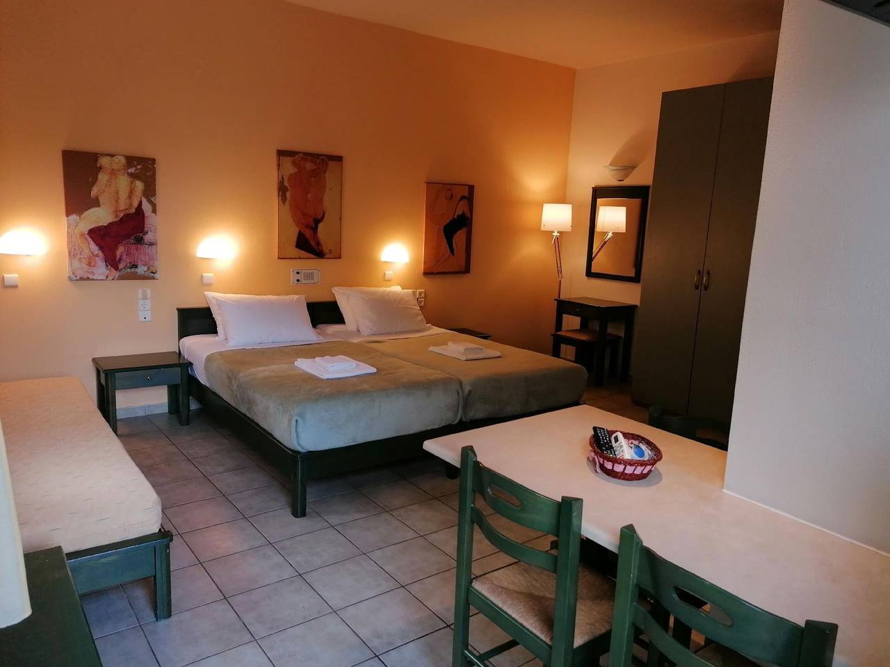 Entire holiday apartment, Villiana Holiday Apartments - For relaxed, family holidays in Stalida, Iraklio-Heraklio region