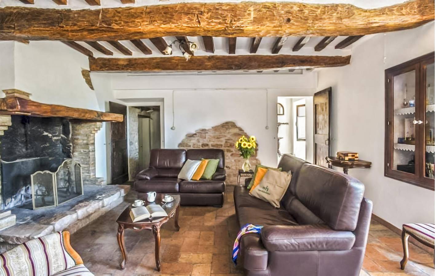 Casa de vacaciones para 18 personas con jardín in Cagli, Valle del Metauro