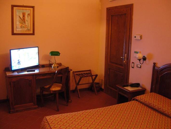 Maison de campagne pour 2 personnes, avec Terrasse ainsi que Jardin et Vue à Montecarlo (Toscane) - 2