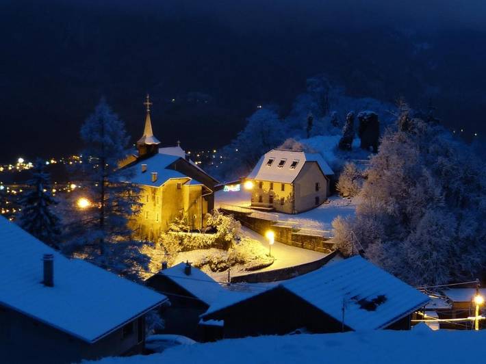 Location de vacances pour 4 personnes, avec jacuzzi et jardin, adapté aux familles à Châtillon-sur-Cluses - 3