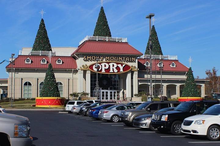 Vacation apartment for 6 people, with hot tub and balcony as well as pool in Sevierville